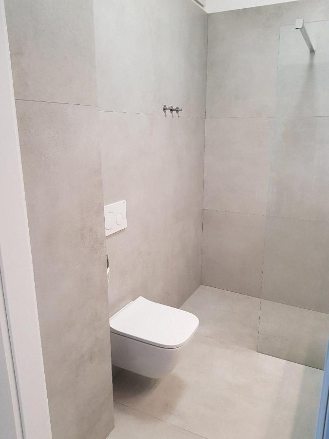 Apartamenty Towarowa Познань Экстерьер фото