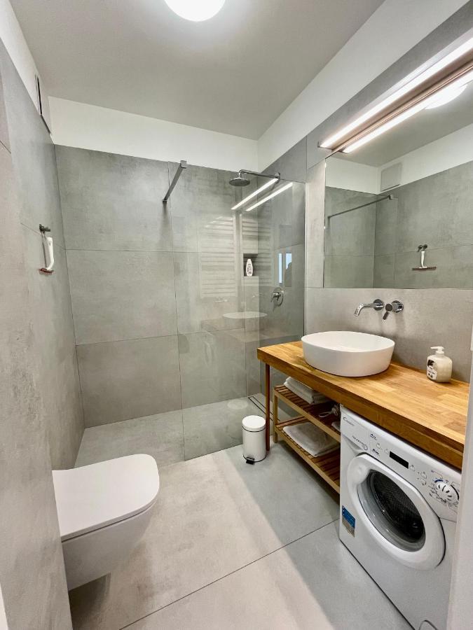 Apartamenty Towarowa Познань Экстерьер фото