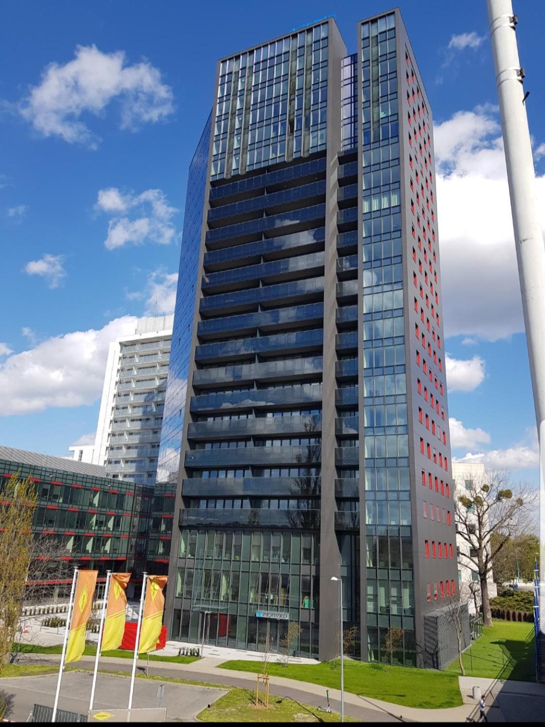 Apartamenty Towarowa Познань Экстерьер фото