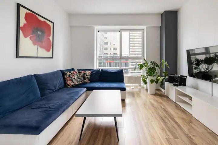 Apartamenty Towarowa Познань Экстерьер фото